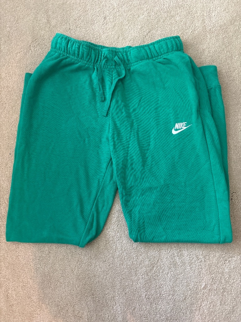 Women’s Nike green sweatpants size small